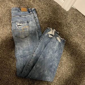 American eagle ripped jeans